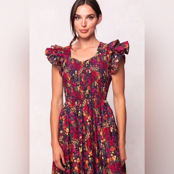 Ivy City Co Dresses & Skirts - Ivy City Co Hattie Floral Ruffle Sleeve Midi Dress